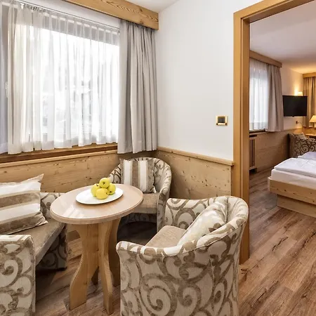 Armin Hotel